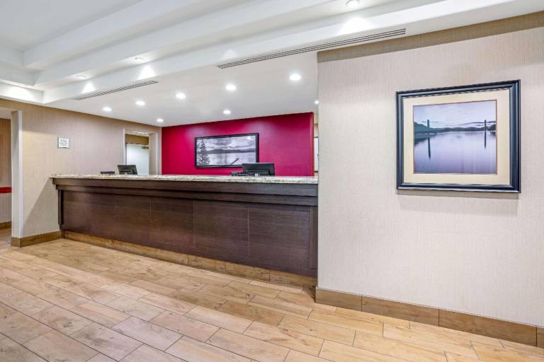 La Quinta Inn & Suites by Wyndham Coeur d Alene — photo 5