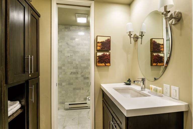 Family-oriented big condo with private pool & terrace | Ski nearby | Dogs allowed — photo 5