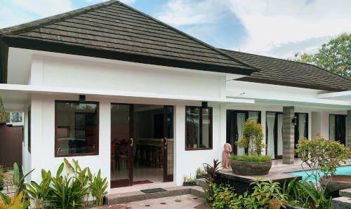 Villa  Batu Layar