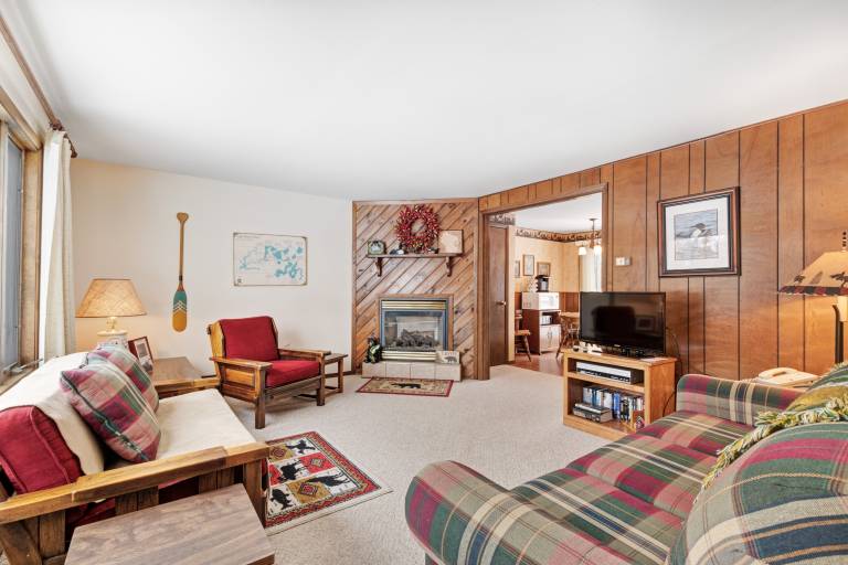 Condo  Eagle River