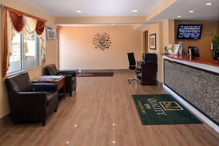 Quality Inn Appleton West — photo 2