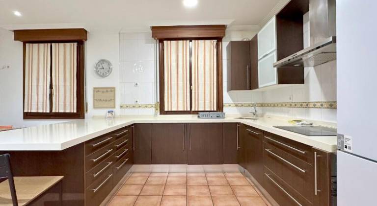 Santutxu Apartamento Elegante con wifi y Parking — photo 5