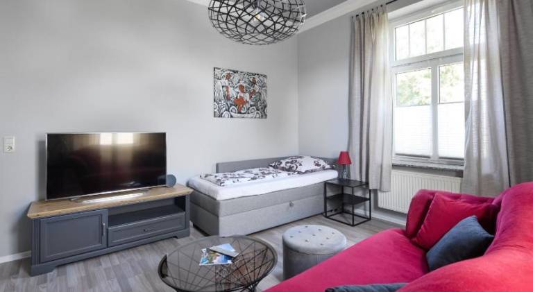 Rental apartment with 2 rooms for 4 persons — photo 2