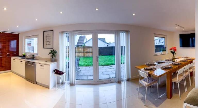 Vacation home with 5 rooms for 10 persons — photo 3