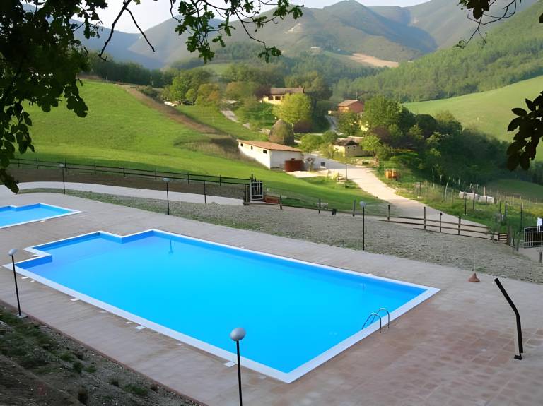 Farm with pool, terrace & yard — photo 3