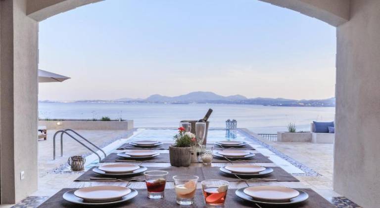 Family-oriented villa with grill, terrace & private pool | Beach nearby | Perfect for remote work | Pets allowed — photo 5