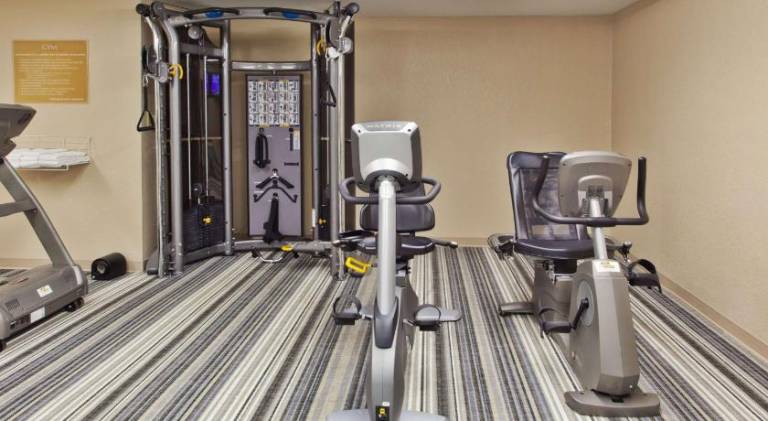 Sonesta Simply Suites Chicago Waukegan — photo 5