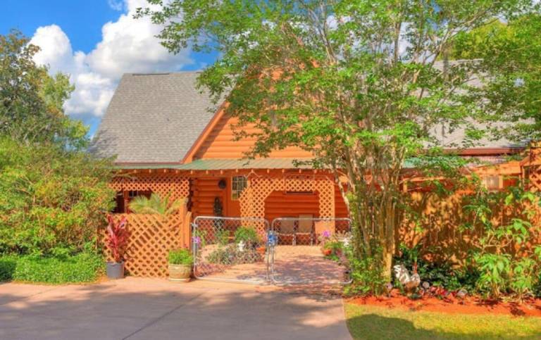 Bed and breakfast  Lake Helen