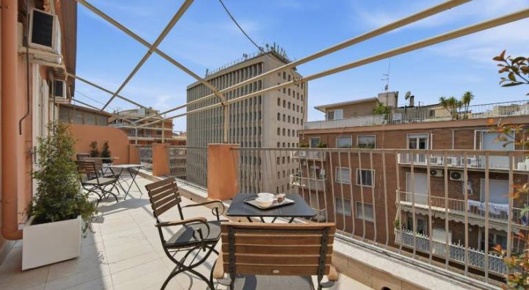 Apartment with patio | Close to Piazza del Plebiscito | Good for workation — photo 3