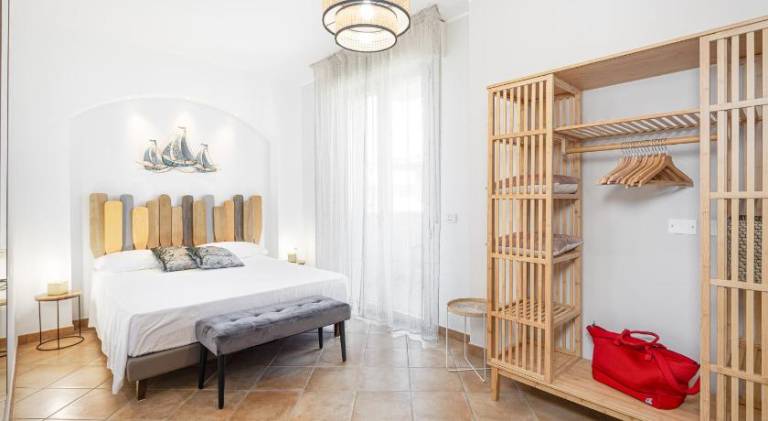 Serviced apartment with terrace & yard | Dogs allowed — photo 2
