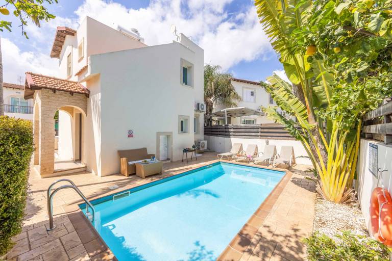 Villa Protaras