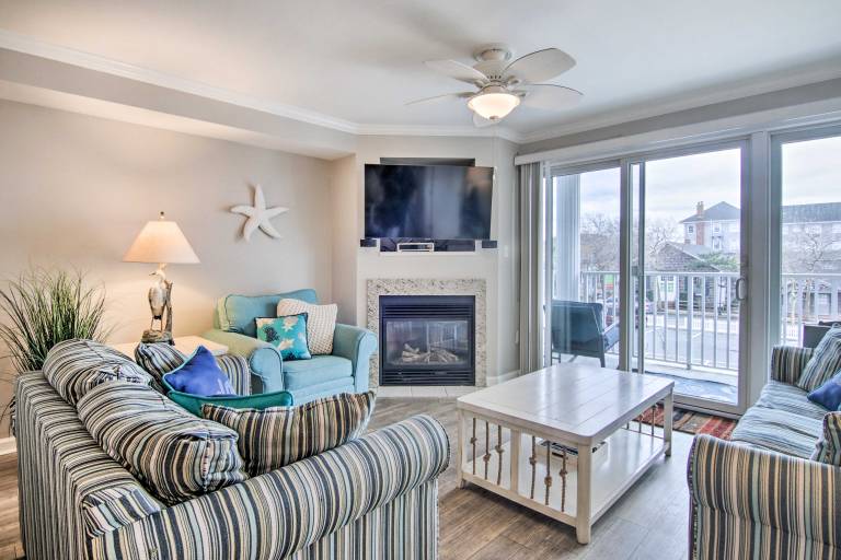 Ocean City Condo Spacious Balcony Walk to Beach
