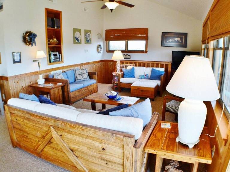 Vacation home with barbeque — photo 3