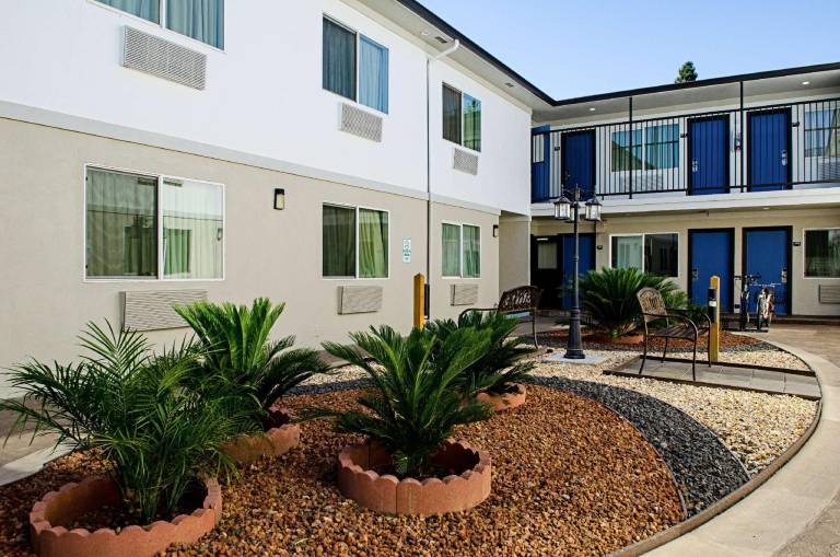 Motel 6 Modesto, CA - Downtown in Modesto, CA