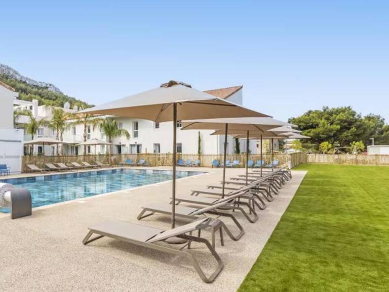 Pleasant studio with pool | Pet-friendly — photo 2