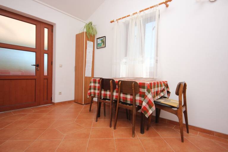 One bedroom apartment with terrace Ilovik, Lošinj (A-8069-b) — photo 4