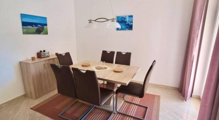 Rental apartment with pool — photo 5