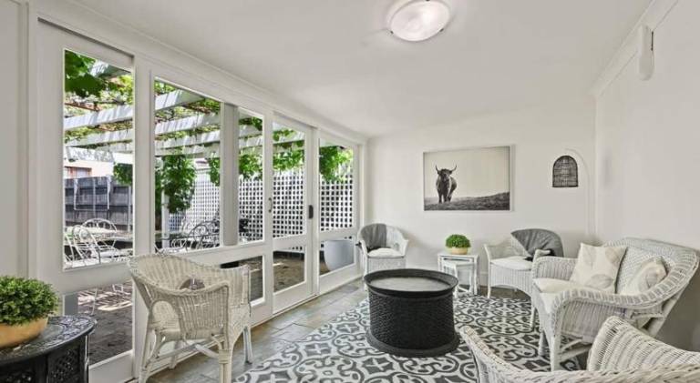 200 m&sup2; Ferienhaus