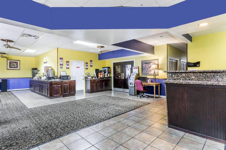 Days Inn by Wyndham Goldsboro — photo 4