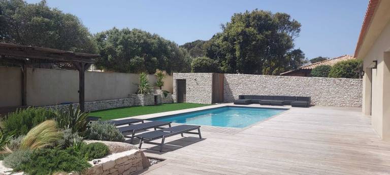 Villa Bonifacio