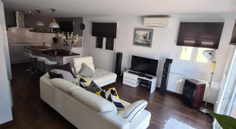 Villa with BBQ, private pool & terrace — photo 2