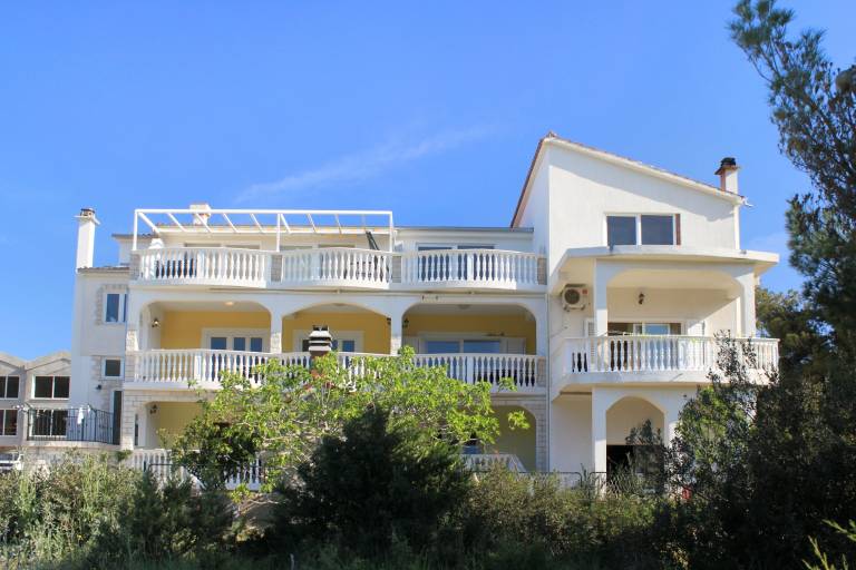 Apartman  Šparadići