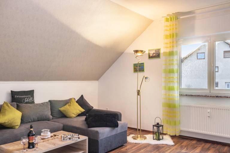 Apartment 'Ferienwohnung Schiller' with Shared Garden, Balcony and Wi-Fi — photo 3