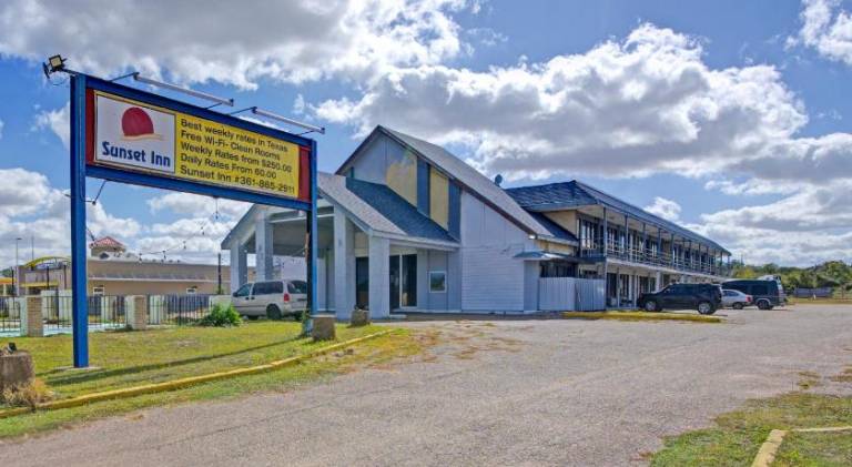 Sunset Inn Flatonia I 10 by Hotel O