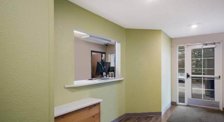 WoodSpring Suites Johnson City — photo 4