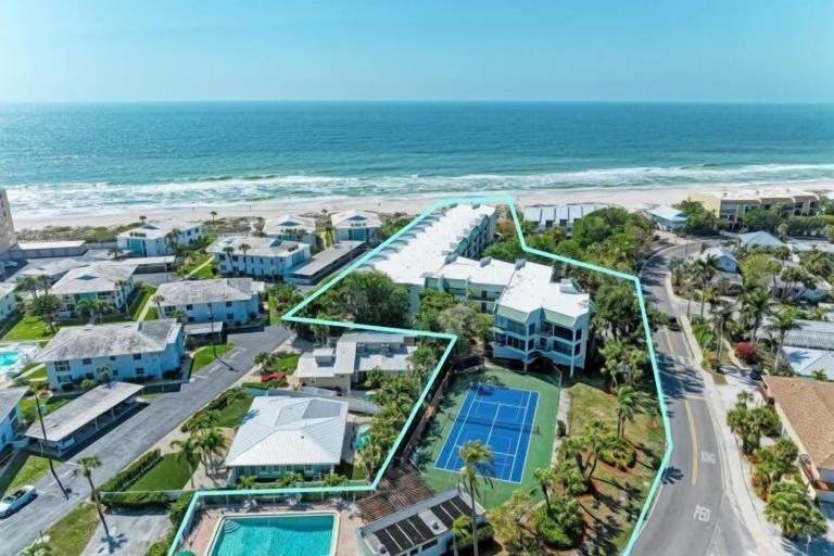 Condo  Anna Maria