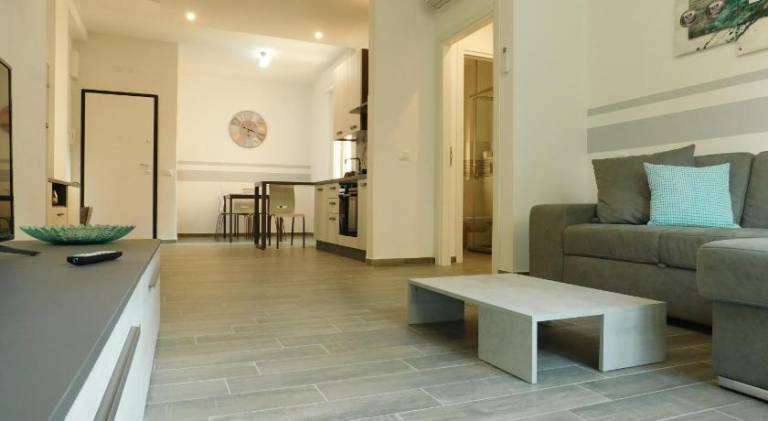 Apartment with 2 rooms for 6 persons — photo 3