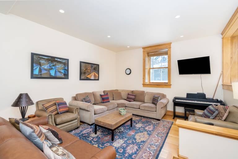 Condo | Mountain view — photo 3