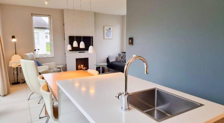 Fully equipped lovely vacation home with yard & terrace | Close to the beach | Pets allowed — photo 3