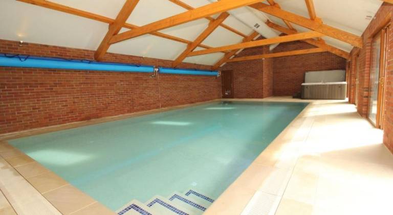 Beautiful house with pool & hot tub | Dogs allowed — photo 5