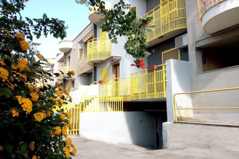 Bed & Breakfast  Bari