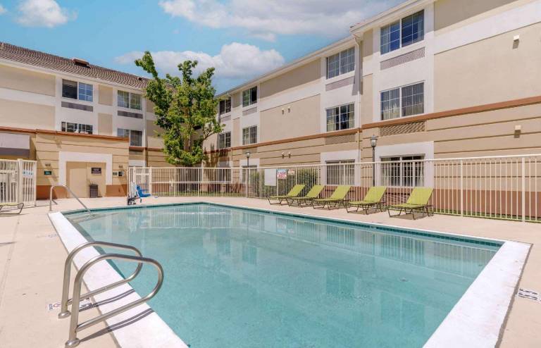 Extended Stay America Suites - Pleasanton - Chabot Dr. — photo 2