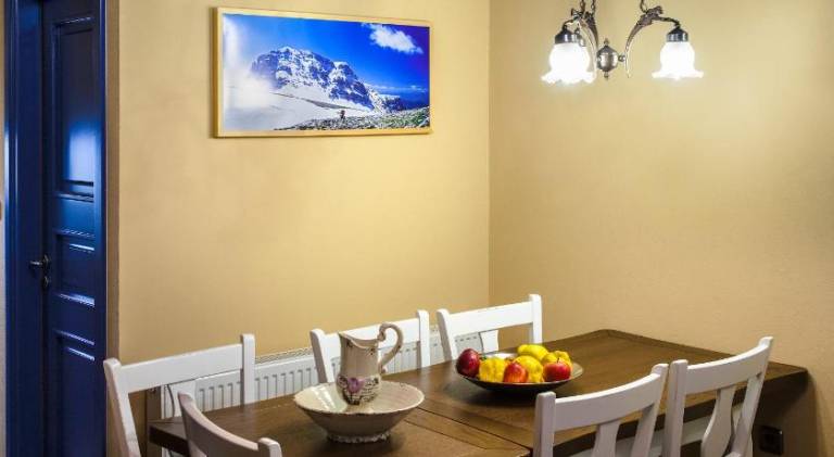 Ample vacation home with hot tub & patio | Pet-friendly — photo 2