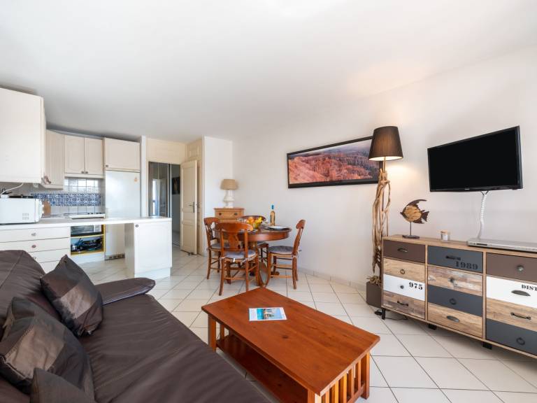Rental apartment with 1 room for 5 persons — photo 3