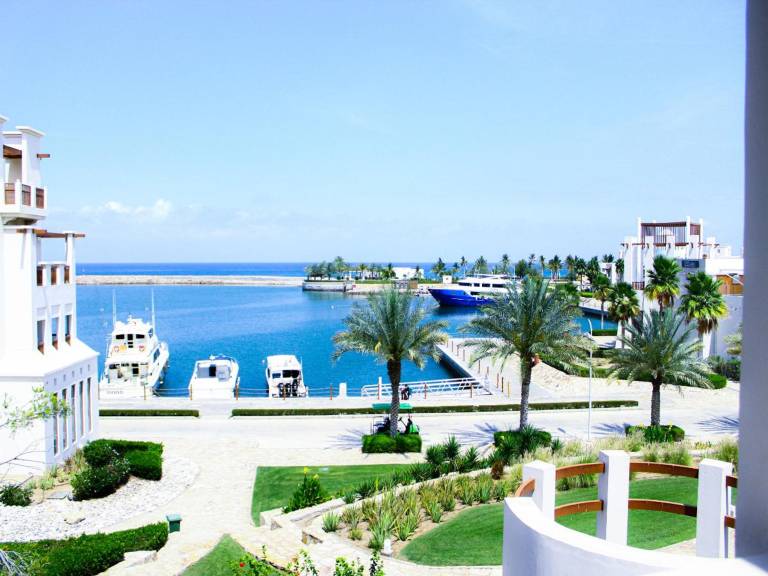 Stunning 3 Bedroom Coastal Retreat