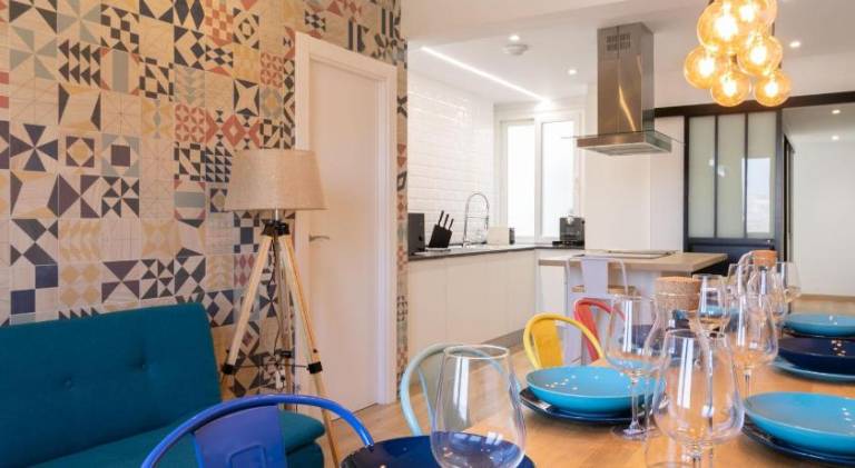 Holiday apartment with 3 rooms for 8 persons in Logroño