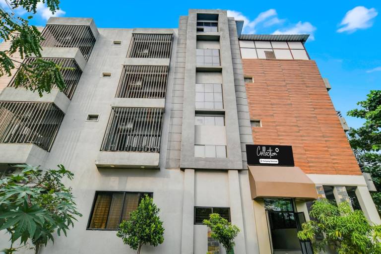 Super Collection O Indore Near Omax City 1