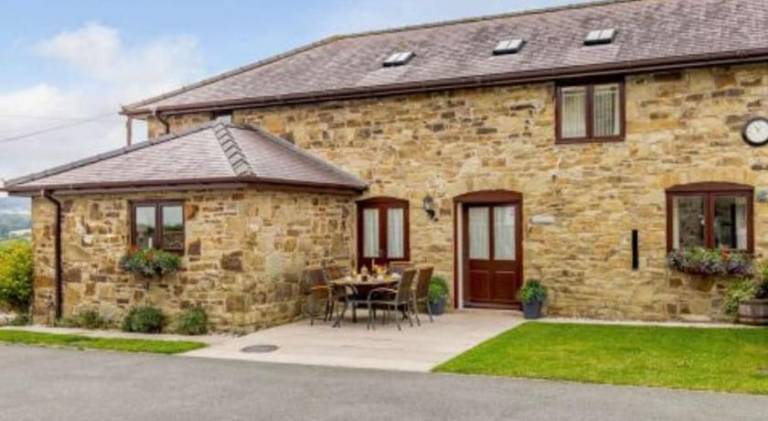 House Holywell