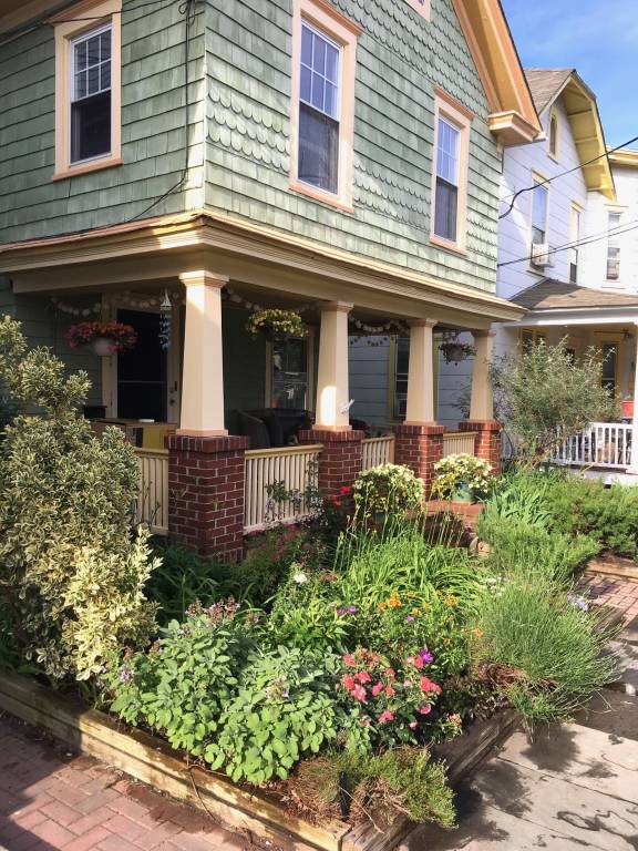 House  Asbury Park