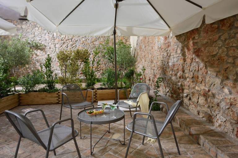 TLHSKK Metropolitan Suite Ground Floor Athens