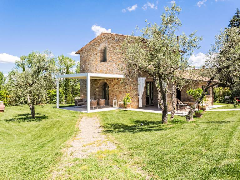 Child-friendly vacation home with yard, barbeque & terrace | Nature view | Dogs allowed — photo 2