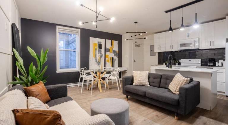 Apartment with 4 rooms for 8 persons in Montréal, QC