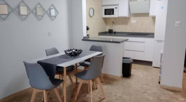 Apartment with pool — photo 4