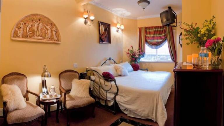 Bed and breakfast  Port Moody