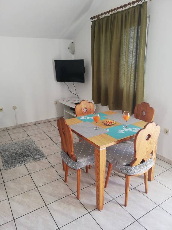 One bedroom apartment with terrace and sea view Zavala, Hvar (A-128-c) — photo 3