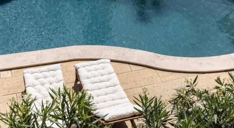 Holiday apartment with pool in Cascais
